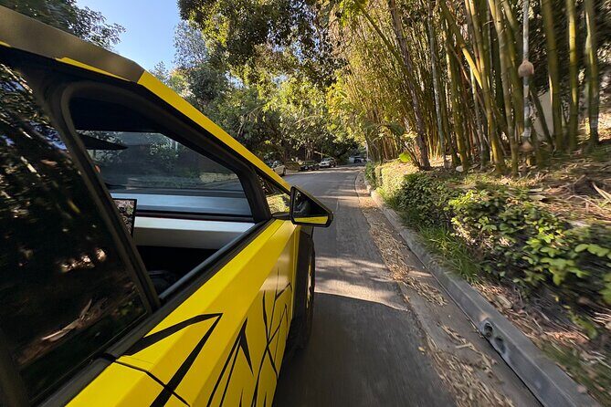 2.5-Hour Hollywood Sign AI-Powered Driving Tour - Capitol Records Building: the circular landmark detour that people remember