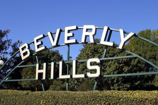 2-Hour Hollywood Bus Tour - Guides, music cues, and why the ride quality can vary