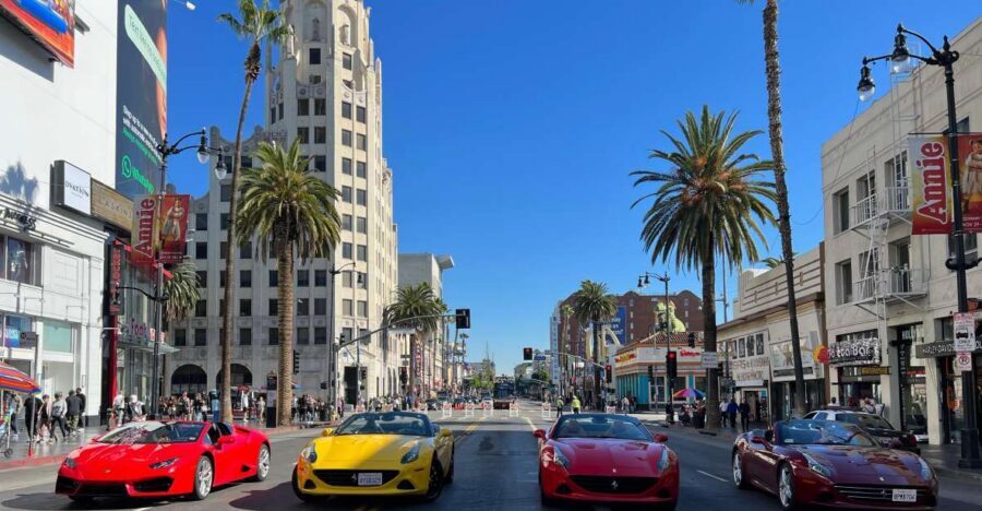 20 Min Lamborghini tour in Hollywood (Drive or be driven) - The co-pilot’s role: keeping it fun and not random