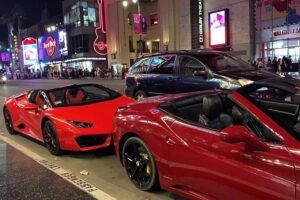 30-Minute Driving Tour: Explore Hollywood in a Lamborghini - Meeting near Hollywood Blvd and getting oriented quickly