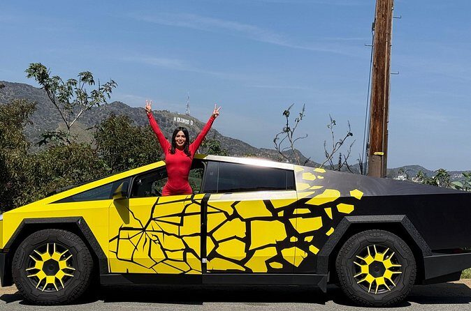 30-Minute Driving Tour: Explore Los Angeles in a Cybertruck - Drive or Ride Along: Choose the Experience Style