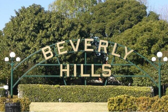 4, 5, or 6 Hour Los Angeles Private Tour in Stretch Limo - Hollywood Sign from the right angle near Griffith Observatory