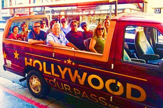 All Day LA Tour: Hollywood, Beverly Hills and Santa Monica - Meeting at Sunset Blvd: Getting Off to a Smooth Start