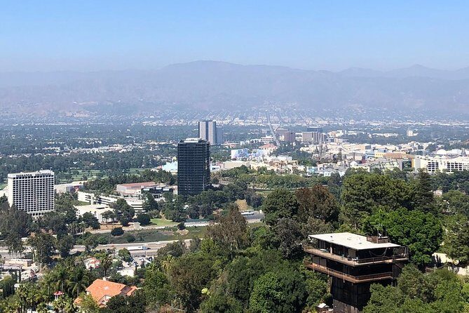 Authentic 3-Hour Hollywood to Beverly Hills Tour - Chateau Marmont to Hotel-California photo energy