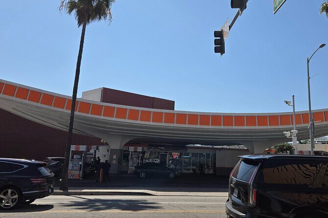 Beverly Hills and Rodeo Drive: A Self-Guided Audio Tour - Wallis Annenberg Center: The Post Office Turned Performing Arts