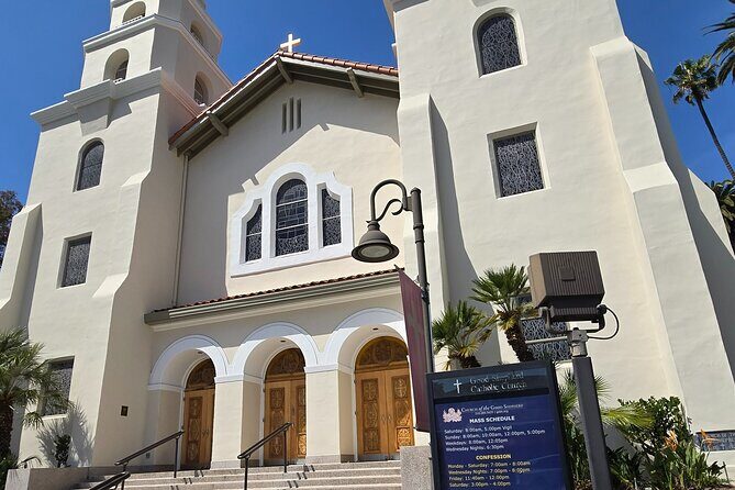 Beverly Hills and Rodeo Drive: A Self-Guided Audio Tour - Anderton Court Shops: Frank Lloyd Wright’s Spiral Detour