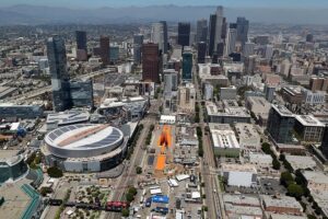 City Tour of Los Angeles, Hollywood and Beverly Hills - A luxury van tour that’s small enough to feel personal