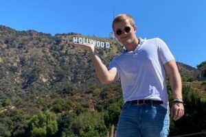 Combo: Ferrari, Bus Tour, Hollywood Sign and Beverly Hills - Capitol Records to Beachwood Dr: the photo belt begins