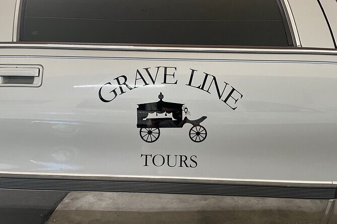 Death Becomes Her Funeral Limo Tour of Los Angeles - Michael Myers and Laurie Strode: movie geography turned real