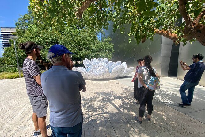 Downtown LA Arts Tour with MOCA, The Broad, and Infinity Room - Angels Flight and California Plaza: small stops with big downtown mood