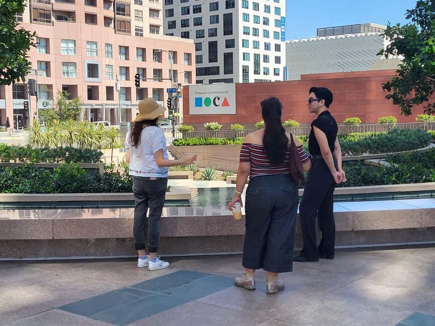 Downtown LA Arts Tour with MOCA & The Broad + Infinity Room - What to wear and bring (so the tour feels easy)