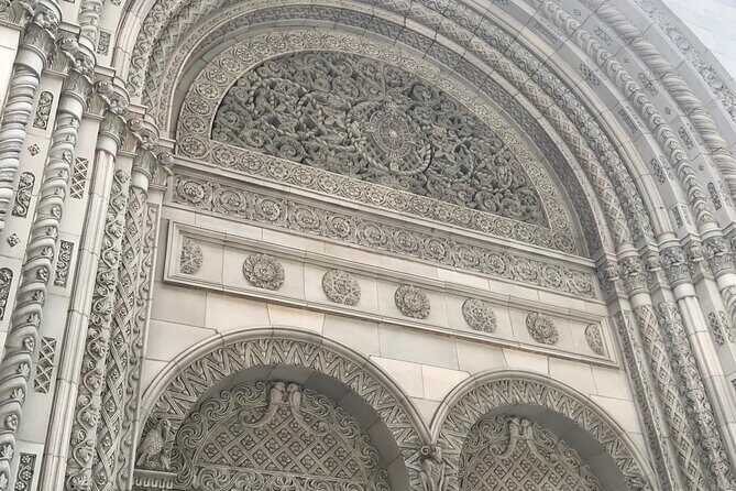 Downtown Los Angeles Architecture Walking Tour - Learn to Spot Beaux Arts, Art Deco, and Modernism on the Move