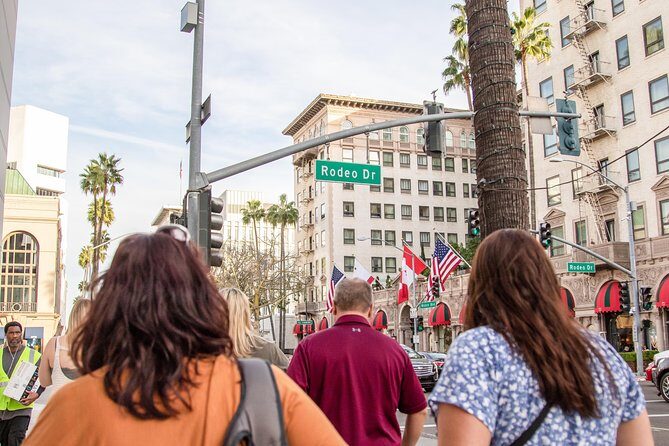 Full-Day Iconic Sights of LA, Hollywood, Beverly Hills, Beaches and More - Farmers Market at The Grove: Lunch That Keeps the Day Usable