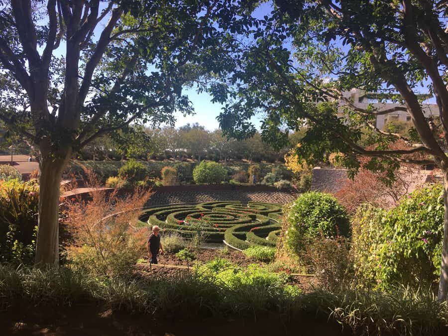Getty Center: Highlights Tour of Architecture, Gardens & Art - Richard Meier’s Getty: why the building is the main event