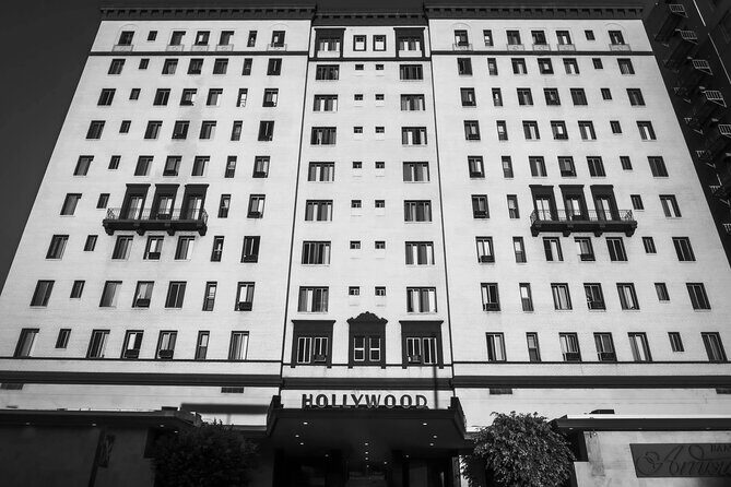Haunted Hollywood Walking Tour: True Crime and Creepy Tales - Pantages Theatre: Howard Hughes and creepy vibes