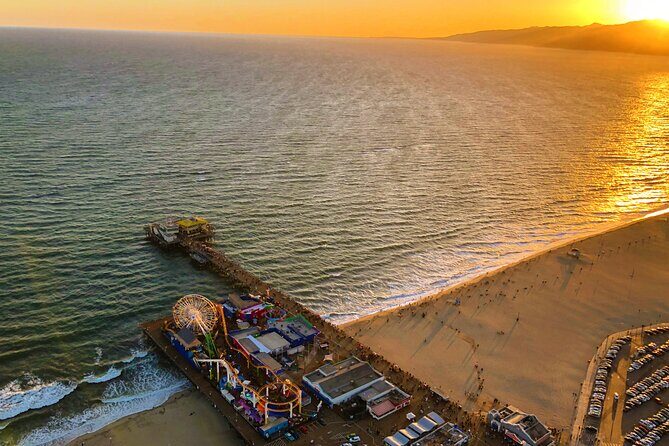 Hollywood and Beaches 50-Minute Helicopter Tour - Beverly Hills and the High-End Lookout: Views, Architecture, and the Famous Shops Area