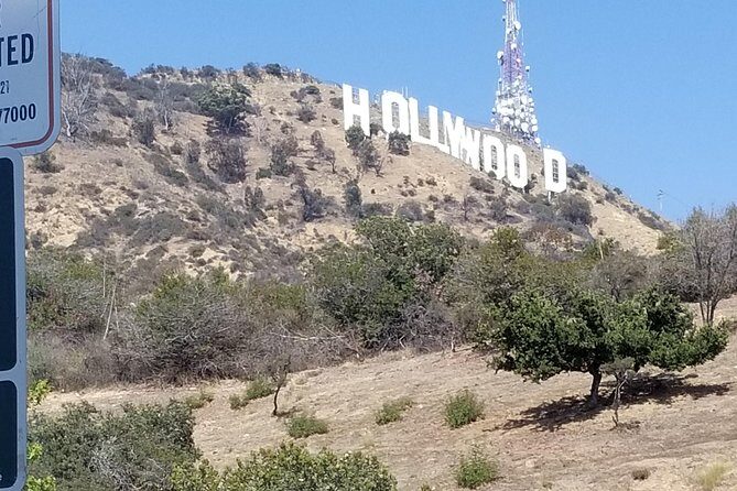 Hollywood and Beverly Hills Half-Day Tour with Exclusive Stops - The Hollywood Sign stop: 10 minutes to get the shot