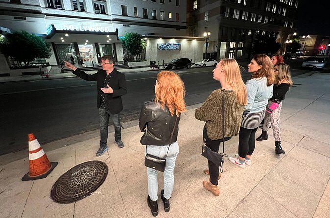 Hollywood Boulevard Ghost Walk - Hollywood & Vine auditions and Ripley’s Odd-itorium weirdness