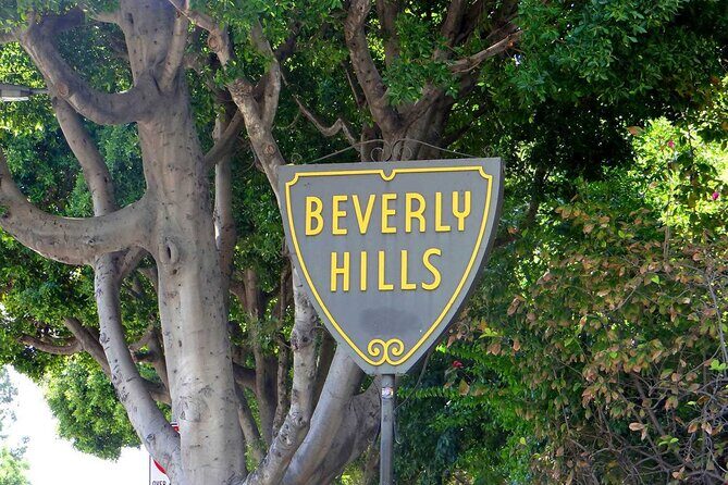 Hollywood Chills 3-Hour Tour: Celebrity Scandals and Cemeteries - Hollywood Chills: cemeteries, scandals, and why it works in LA
