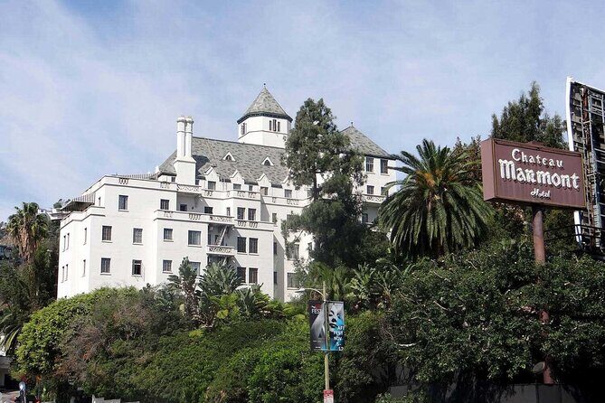 Hollywood Chills 3-Hour Tour: Celebrity Scandals and Cemeteries - The Sunset Strip drive: scandals as a genre