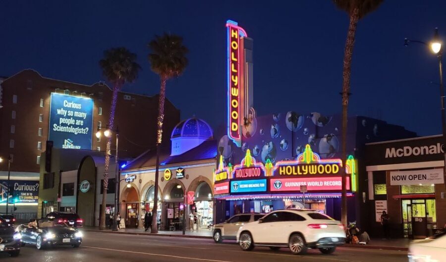 Hollywood: Haunted Walking Tour, True Crime, Creepy Tales - Roosevelt Hotel after dark: Marilyn Monroe’s ghost trail
