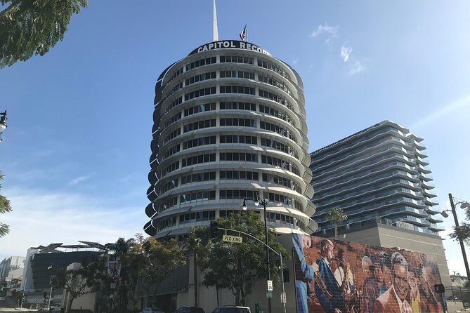 Hollywood History Tour - The Big Visual Anchors: Pantages, Capitol Records, and the Star Mural