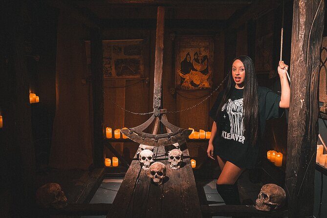 Hollywood: Medieval Torture Museum Ticket with Ghost Hunting - Planning Your Visit Dates and Hours: Holiday Timing Matters