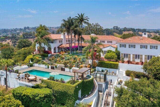 Hollywood Open Air Bus Tour: Celebrity Homes and Beverly Hills - Sunset Strip and the rock-and-comedy vibe