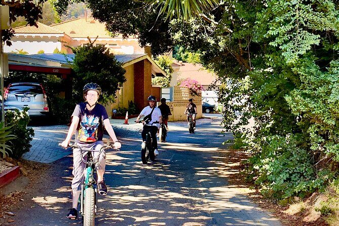 Hollywood Sign: Scott E-Bike Tours Los Angeles Private Tour - Griffith Park up to the Hollywood Sign viewpoints