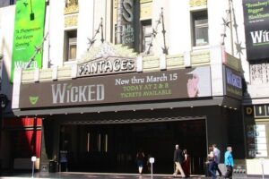 Hollywood: the Real Walking Tour - Your route: from Pantages history to Dolby’s Awards spotlight