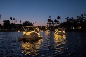 Illuminated Swan Boat Night Ride on Rainbow Lagoon in Long Beach - Sunset Timing: When the Views and Lights Pay Off