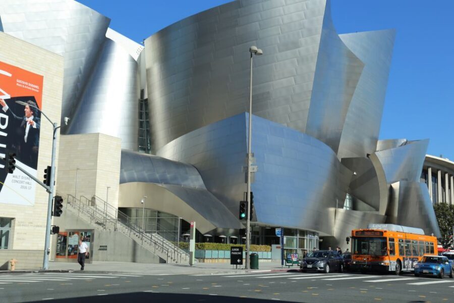LA: City Highlights Tour with Cruise Terminal Pickup - The Mel’s Diner Lunch Stop: 1950s Flavor Plus American Graffiti Trivia