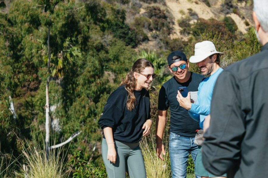 LA: Express Hollywood Sign Guided Walking Tour with Photos - Finding the Right Trail Start in Griffith Park