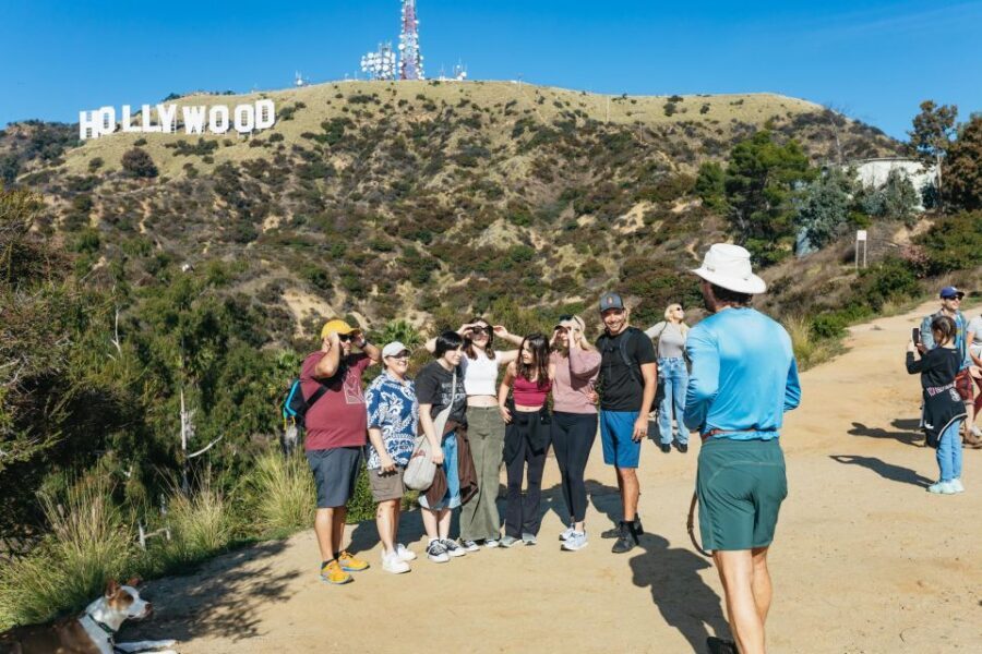 LA: Express Hollywood Sign Guided Walking Tour with Photos - What the Actor-Comedian Guide Does for the Tour