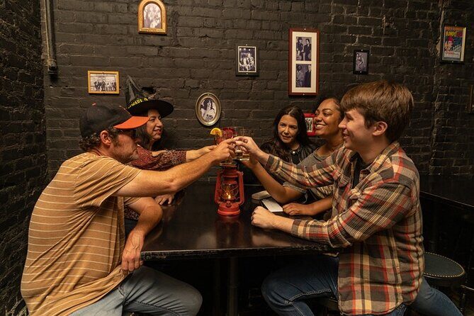 LA Ghosts Boos and Booze Haunted Pub Crawl - Finding Your Guide: Hollywood & Highland, Lantern in Hand
