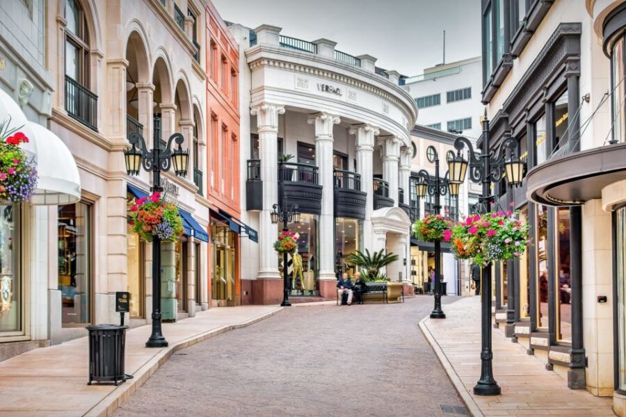 LA: Hop-on Hop-off Tour by Open-top Bus with 19 Stops - Beverly Hills, Rodeo Drive, and Sunset Strip: Luxury Meets Pop Culture