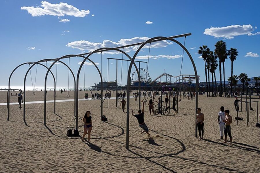 LA: Santa Monica & Venice Beach Bike Adventure - Key points to know before you ride