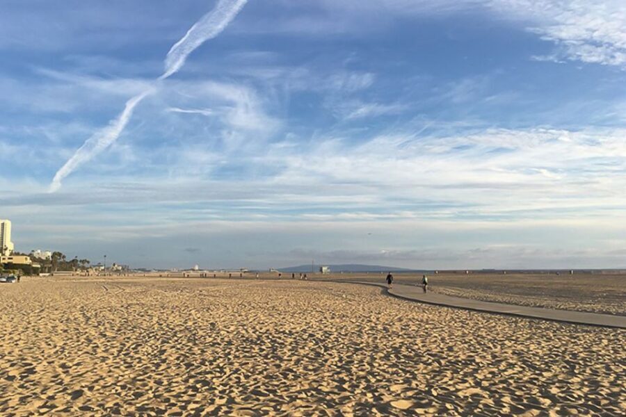 LA: Santa Monica & Venice Beach Bike Adventure - Beacon Overlook Sculpture: the kind of stop you’ll remember