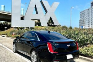 LAX Arrival or Departure Private Transfer to Los Angeles - Sedan vs SUV: Choosing the Right Vehicle for Your Group and Bags