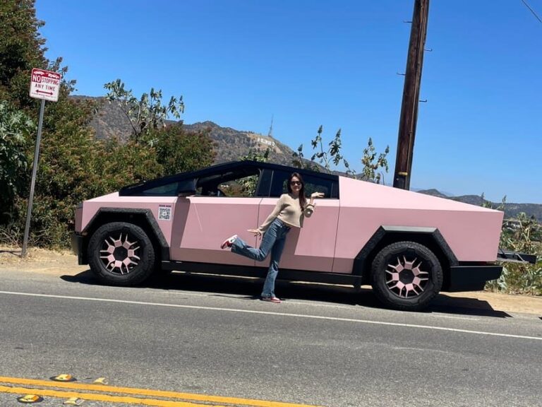 Los Angeles: 30-Minute Hollywood Sign Tesla Cyber Truck Tour - The Cybertruck Ride: Drive It, Ride It, and Feel the Difference