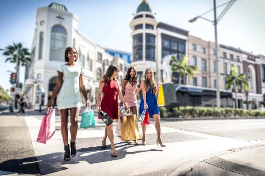 Los Angeles 4-Hour Private Tour: Beverly Hills & More - Melrose Avenue and Robertson Boulevard: the stylish in-between stops