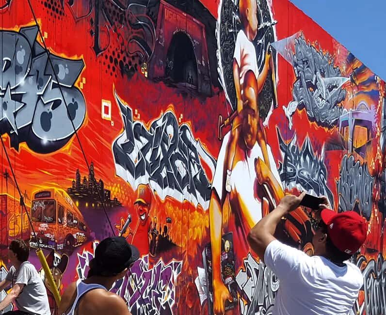 Los Angeles: Arts District Street Art, Graffiti Walking Tour - Meet the artists behind the art