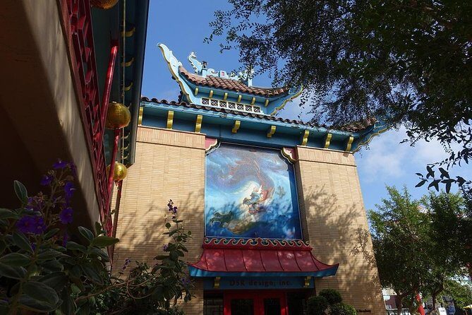 Los Angeles Chinatown and Little Tokyo Walking Tour - Starting Point on North Broadway: Set Your Bearings Fast