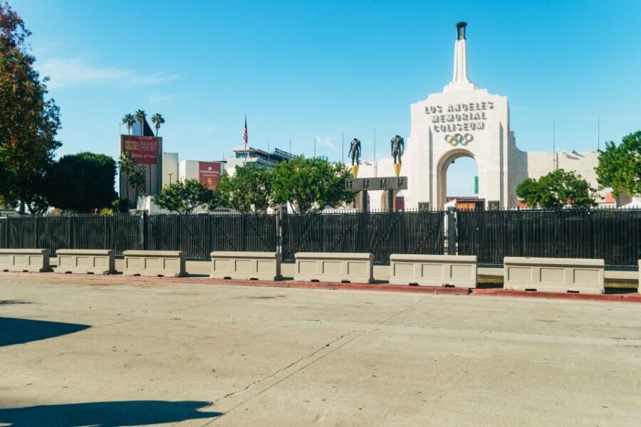Los Angeles: City Group Tour with Hollywood & Beverly Hills - Griffith Park Observatory and Sunset Plaza: time that actually counts