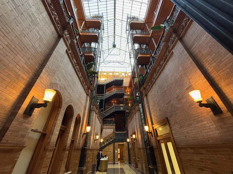Los Angeles: Downtown History & Architecture Walking Tour - Angels Flight and Bunker Hill: where the neighborhood layers show up