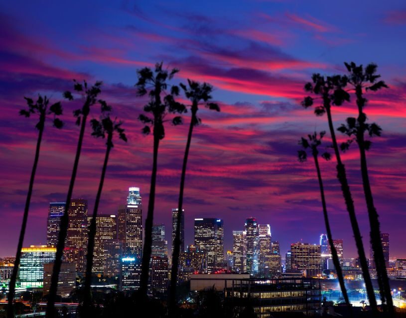 Los Angeles: Hollywood Night Tour with Griffith Observatory - Hollywood’s night lights, timed for you