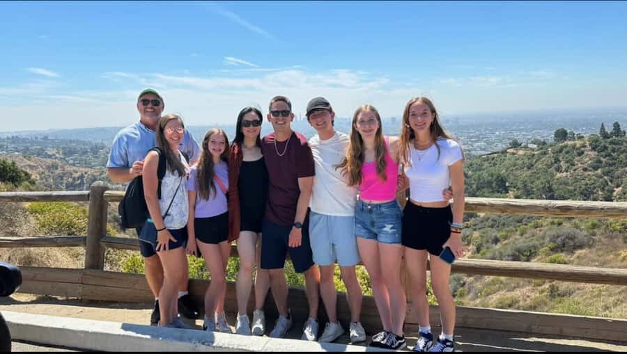 Los Angeles: Hollywood Tour & Celebrity Homes - Meeting at 6541 Hollywood Blvd and boarding the open-air bus