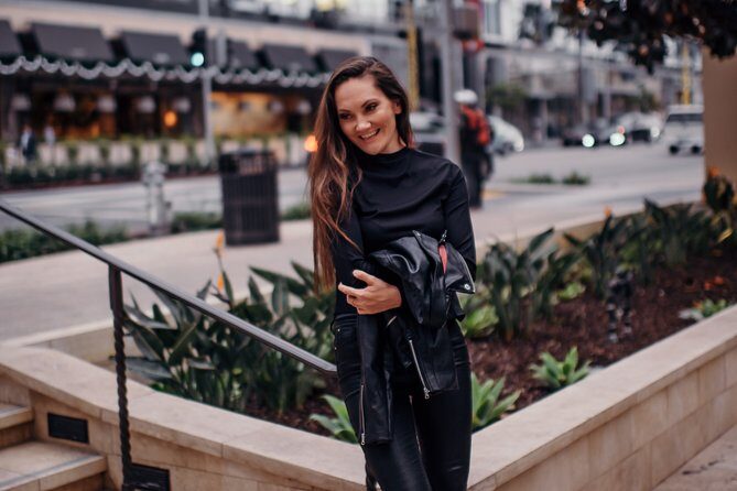 Los Angeles Instagram Photoshoot: Chic Beverly Hills with Personal Photographer - Beverly Gardens Park: the sign shot plus real garden variety