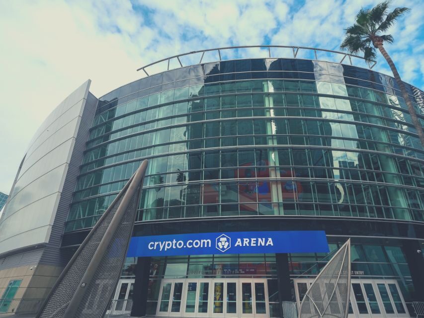 Los Angeles: Los Angeles Lakers Basketball Game Ticket - Crypto.com Arena: Where Lakers Nights Get Loud