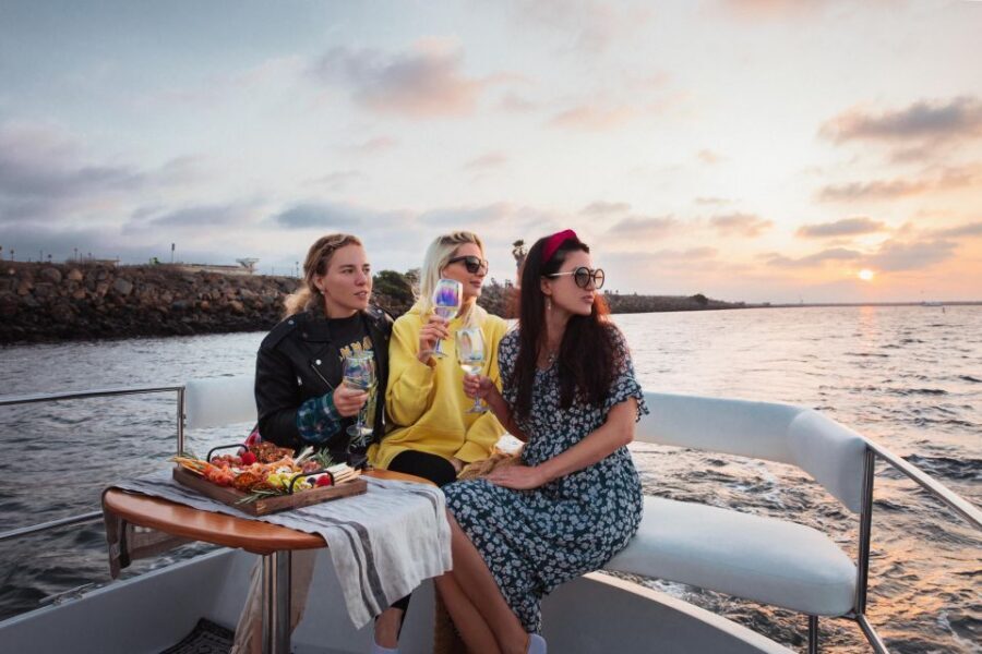 Los Angeles: Luxury Cruise with Wine, Cheese & Sea Lions - Price and Value: What You Get for About $119